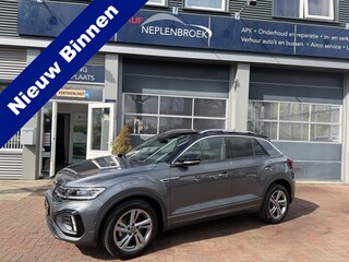Volkswagen T-Roc 1.5 TSI R-Line DSG-aut. R-LINE / Trekhaak afn. / Camera / Stoelverw. / IQ Light / FABRIEKS garantie