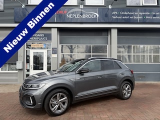 Volkswagen T-Roc 1.5 TSI R-Line DSG-aut. R-LINE / Trekhaak afn. / Camera / Stoelverw. / IQ Light / FABRIEKS garantie