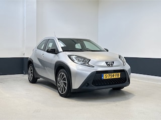 Toyota Aygo 1.0 VVT-i MT Play |Apple Carplay/ Android auto | Bluetooth | Camera| NL | 1 Eig |