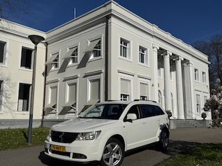 Dodge Journey 2.4 SXT RIJKLAAR