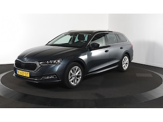 Skoda Octavia Combi 1.0 TSI Business Edition Plus | Adaptive-cruise | Trekhaak | Stoelverwarming | Dodehoekdetectie | Keyless |