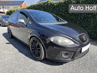 Seat Leon 2.0 TFSI FR | Raceauto / Trackday | FIA Rolkooi | 320 PK / 500 Nm | Race klaar! | OMP FIA Race Stoelen | Nieuwe koppeling + Vliegwiel | Nieuwe Distributieriem | Met kenteken!