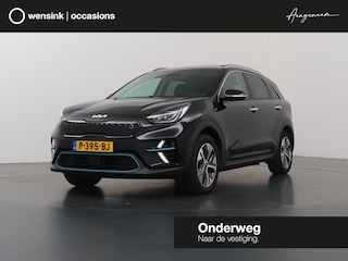 Kia Niro e-Niro ExecutiveLine 64 kWh | SOH 96% | Schuif/Kanteldak | Lederen Interieur | Ele,verstelbare stoelen | Apple CarPlay/Android Auto | Camera | DAB | Stoelverwarming/Koeling | Stuurverwarming | Adaptieve Cruise Control |