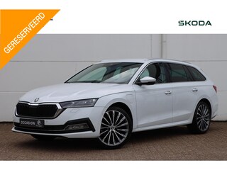 Skoda Octavia Combi 1.4 eHybrid Style 204pk DSG6 |Elektrische stoelen | Leder/Alcantara | HUD