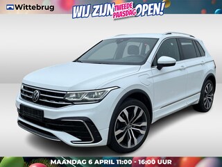 Volkswagen Tiguan 1.4 TSI 245pk eHybrid R-Line DSG Automaat / Navigatie / LM 20 inch / Parkeersensoren / Camera A / Elektr klep / Trekhaak