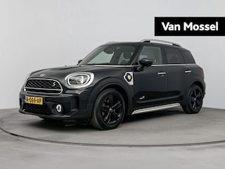Mini Countryman 1.5 Cooper S E ALL4 Classic 220PK | Automaat | Zwarte Lichtmetalen Velgen | Navigatie | Achteruitrijcamera | Half-Lederen Bekleding | Apple CarPlay & Android Auto