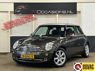 Mini Cooper 1.6 Park Lane + LEDER + PANODAK !!