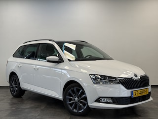 Skoda Fabia Combi 1.0 Business Edition Panoramadak Carplay Full-led ! 2e Paasdag geopend van 12.00 tot 17:00u !