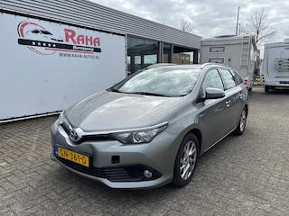 Toyota Auris Touring Sports 1.8 Hybrid Now