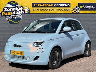 Fiat 500 42kWh 118pk Aut Icon | 1e Eigenaar | Camera & Sensoren Achter | LED | CarPlay | Navigatie | Mooie Kleur | Lichtmetalen Wielen |