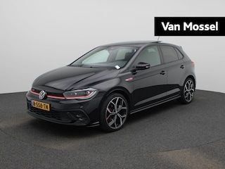Volkswagen Polo 2.0 TSI GTI | Automaat | Apple Carplay/Android Auto | Panoramadak | Parkeersensoren |