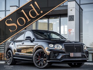 Bentley Bentayga 3.0 V6 Hybrid / Carbon / Blackline / HUD / Pano / 5-seats / Massage