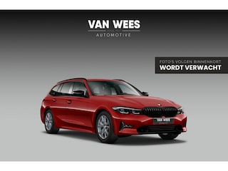 BMW 3-serie Touring 318i Business Edition Plus | Sport Line | 2e eigenaar | NL auto | Shadow Line | HiFi audio | DAB | M-sportstuur | Sportstoelen | Ambient light | Carplay | PDC