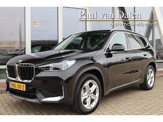 BMW X1 (u11) 18i SDRIVE AUTOMAAT PREMIUM Navi | Camera | Keyless | Virtual Cockp. | Cruise | Led | 18 inch Lm |