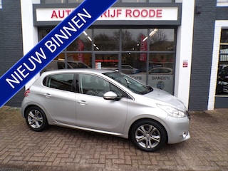 Peugeot 208 1.2 PureTech Style Pack TOP STAAT,NIEUWE APK ,PDC !!! ''2e PAASDAG OPEN''