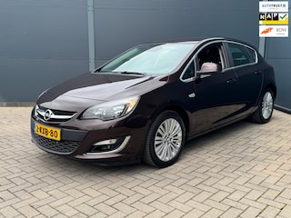 Opel Astra 1.4 Turbo Sport / Navi / Nap