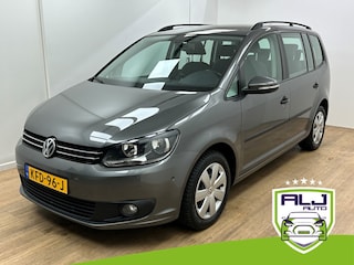 Volkswagen Touran Occasion 1.2 TSI Highline BlueMotion 7p. | Grijs | Tweedehands Volkswagen Touran | Cruise | Airco | Bluetooth