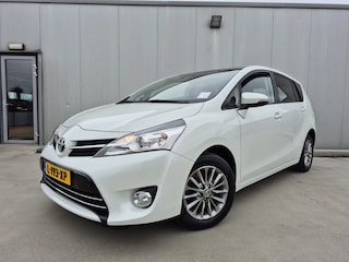 Toyota Corolla Verso 1.8 VVT-i SkyView Limited Edition | Trekhaak | Panoramadak | Cruise control | Achteruitrijcamera |