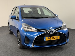Toyota Yaris 1.5 Hybrid Aspiration Automaat Navi / Camera / Bluetooth / Afn. Trekhaak / Climate en Cruise Contr.
