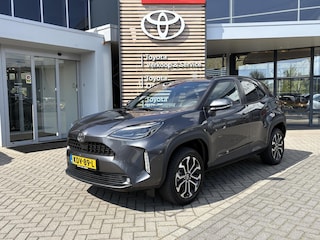 Toyota Yaris Cross 1.5 HYBRID 115 FIRST-EDITION STOEL/STUURVERW KEYLESS DRAADLOOS-LADEN APPLE/ANDROID CAMERA AD-CRUISE LM-VELGEN BLUETOOTH DAB+