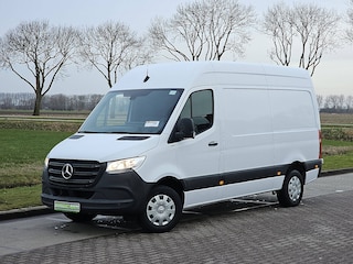 Mercedes-Benz Sprinter 317 L2H2 RWD 170pk Mbux Camera Leer Airco Euro6