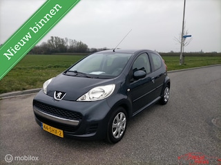 Peugeot 107 1.0-12V uniek lage km met nap airco