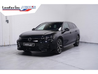 Volkswagen Passat R-line 150 PK DSG Panodak camera IQ Light Stoel-/stuurverwarming Apple Carplay R-Line int./ext. 19 Inch