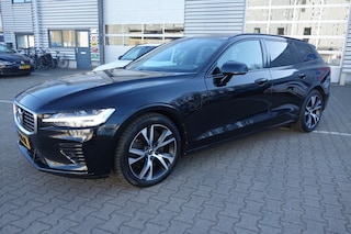 Volvo V60 2.0 T8 TE AWD R-DES. Trekhaak 2000kg, Pano, Leer