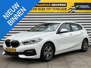 BMW 118i Business Edition Automaat | Navigatie | LED | NL Auto | Climate Control