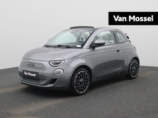 Fiat 500 500e 42 kWh La Prima | Climate Control / ECC | Licht metalen velgen 17 inch | Cruise control, Navigatie | Lederen bekleding beige | Stoelverwarming | LED koplampen | Park Distance Control voor en achter | Achteruitrijcamera |