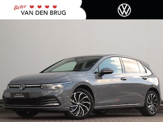 Volkswagen Golf 1.4 eHybrid Style | Elektrisch verstelbare bestuurdersstoel + memory | Keyless access | Achteruitrijcamera | Stuur + stoelverwarming voor & achter |