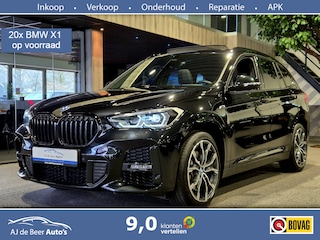 BMW X1 xDrive25e High Executive M-Sport Panorama | HUD | Trekhaak | Camera | Stoelverwarming