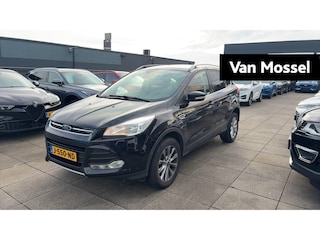 Ford Kuga 1.5 Titanium 4WD | Trekhaak | Automaat | Navigatie | Climate Control | Stoelverwarming | Voorruitverwarming |