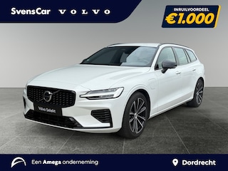 Volvo V60 2.0 T6 Plug-in hybrid AWD Plus Dark Trekhaak | Verw. voorruit | Park Assist |