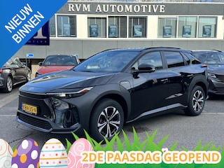 Toyota bZ4X Dynamic 71 kWh VAN: 35.900,- VOOR: 32.877,- UW LENTEVOORDEEL: 3.023,-| LEKKER COMPLEET EN RIJKLAAR GEPRIJSD incl. 10 jr. TOYOTA GARANTIE