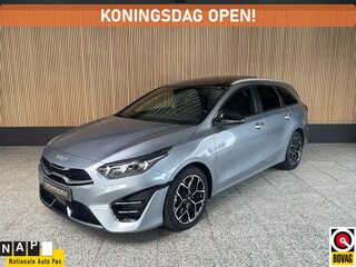 Kia Ceed Sportswagon 1.5 T-GDi GT-Line Schuif/kantel dak | Camera | Stoelverwarming