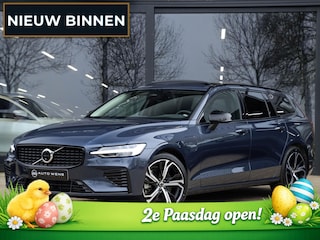 Volvo V60 T8 AWD Ultra Dark Bowers & Wilkins Massage 360 Cam Pano
