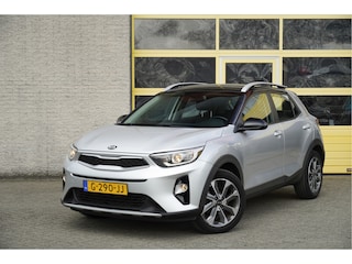 Kia Stonic 1.0 T-GDi DynamicLine BJ2019 Lmv 17" | Led | Pdc | Achteruitrijcamera | App-Connect | Navi | Airco | Cruise control | Getint glas | Zwart dak