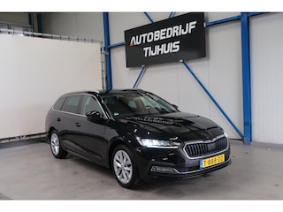 Skoda Octavia Combi 1.0 e-TSI Business Edition Plus Automaat - N.A.P. Airco, Cruise, Navi, PDC, Stoelverwarming, Carplay.