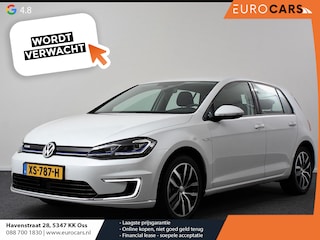 Volkswagen Golf | Navigatie | Climate Control Bluetooth | Cruise Control Adaptive | Lichtmetalen Velgen |