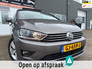 Volkswagen Golf Sportsvan 1.4 TSI Business Edition in automaat met elec. panoramadak en parkeersensoren en half leer
