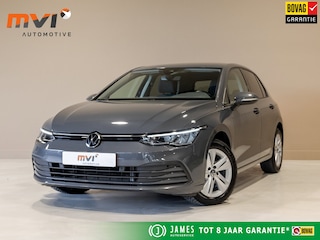 Volkswagen Golf 1.0 TSI Life / 110pk / Stoel en stuur verwarming / Achteruitrij camera / Navigatie /