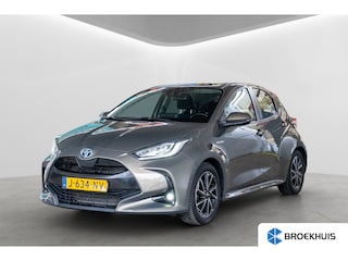 Toyota Yaris 1.5 Hybrid First Edition | Achterbank in delen neerklapbaar | Achteruitrijcamera | Apple Carplay/Android Auto|telefoonintegratie premium