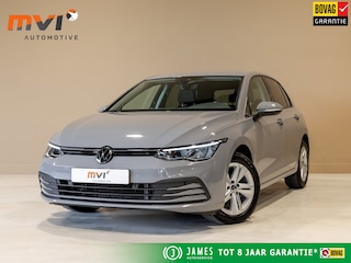 Volkswagen Golf 1.0 TSI Life / 110pk / Adaptieve cruise control / Apple CarPlay / Getint glas /