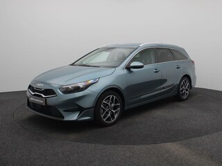 Kia Ceed Sportswagon 1.5 T-GDi MHEV DynamicPlusLine Automaat | Trekhaak | LM Velgen 17" | Stoelverwarming | Camera | Navi | Clima | Cruise