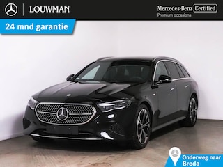 Mercedes-Benz Estate 300 e Plug-In Hybride Ledkoplampen | Memory Voorstoelen | Distronic | Digital Licht | Apple CarPlay | Zwarte Hemel | Parkeerpakket met 360°-camera. Inclusief 24 maanden MB Certified garantie voor Europa.
