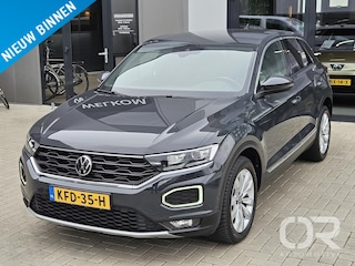 Volkswagen T-Roc 1.5 TSI Sport Executive Automaat Trekhaak Carplay Dig Dash Cam