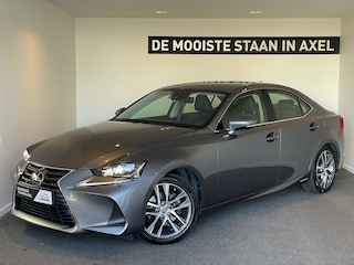 Lexus IS 300h Hybrid Business Line