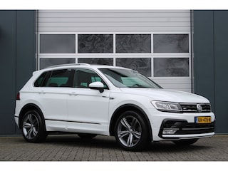 Volkswagen Tiguan 1.4 TSI ACT Connected Series R-Line ACC/Camera/Panodak/Stoelverwarming/Massage/PDCv+a/LED/Carplay/19"LM/Trekhaak
