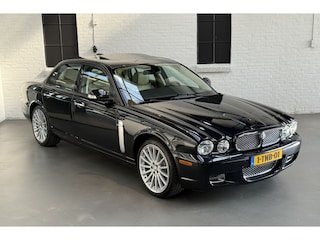 Jaguar XJ 4.2 V8 Supercharged Topstaat - 20" Sepang LM - Alcantara hemelbekleding - koelbare stoelen - Etc